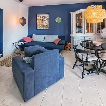 Mendula アパート スプリト